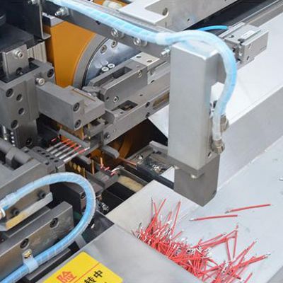 彩色觸屏全自動(dòng)五線打端沾錫機(jī)廠家_海文能 質(zhì)量保證 價(jià)格優(yōu)惠